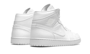 baskets-air-jordan-1-mid-triple-white-pour-homme-et-femme-disponible-sur-kikikickz-503065_800x.jpg