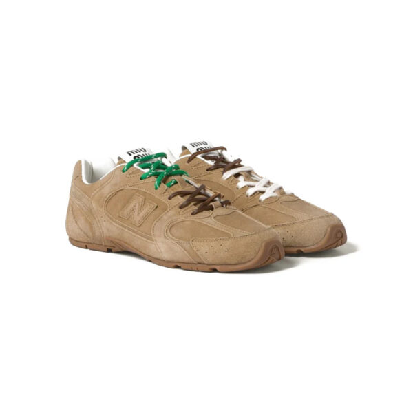 New Balance 530 x Miu Miu Brown - Imagen 3