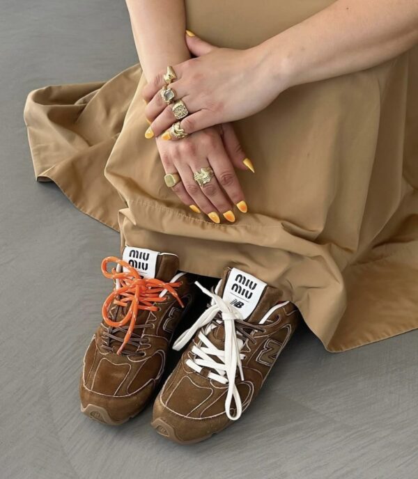 New Balance 530 x Miu Miu Cinnamon - Imagen 3