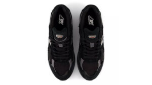 New Balance 2002R Gore-Tex Protection Pack Black