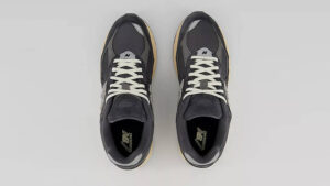 New Balance 2002R Phantom