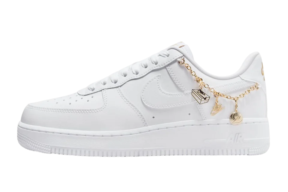Wmns Nike Air Force 1 ’07 LX ‘Lucky Charms’
