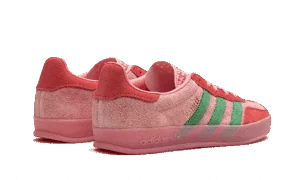Gazelle_Indoor_Semi_Pink_Spark_Preloved_Scarlet-IG6782-2.png