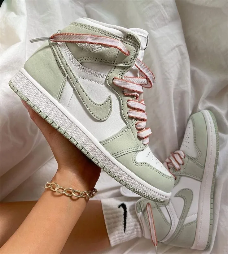 Jordan-Sneaker-Outfit-Jordan-Shoes-brandshoesshow_com.jpeg