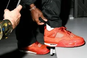 wow-nigel-sylvester-x-air-jordan-4-og-brick-by-brick-v0-157acq81y7de1.jpeg