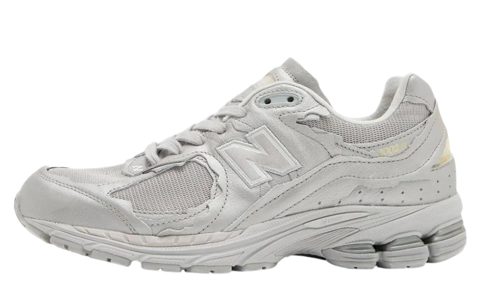 size? x New Balance 2002R Refined Future Silver