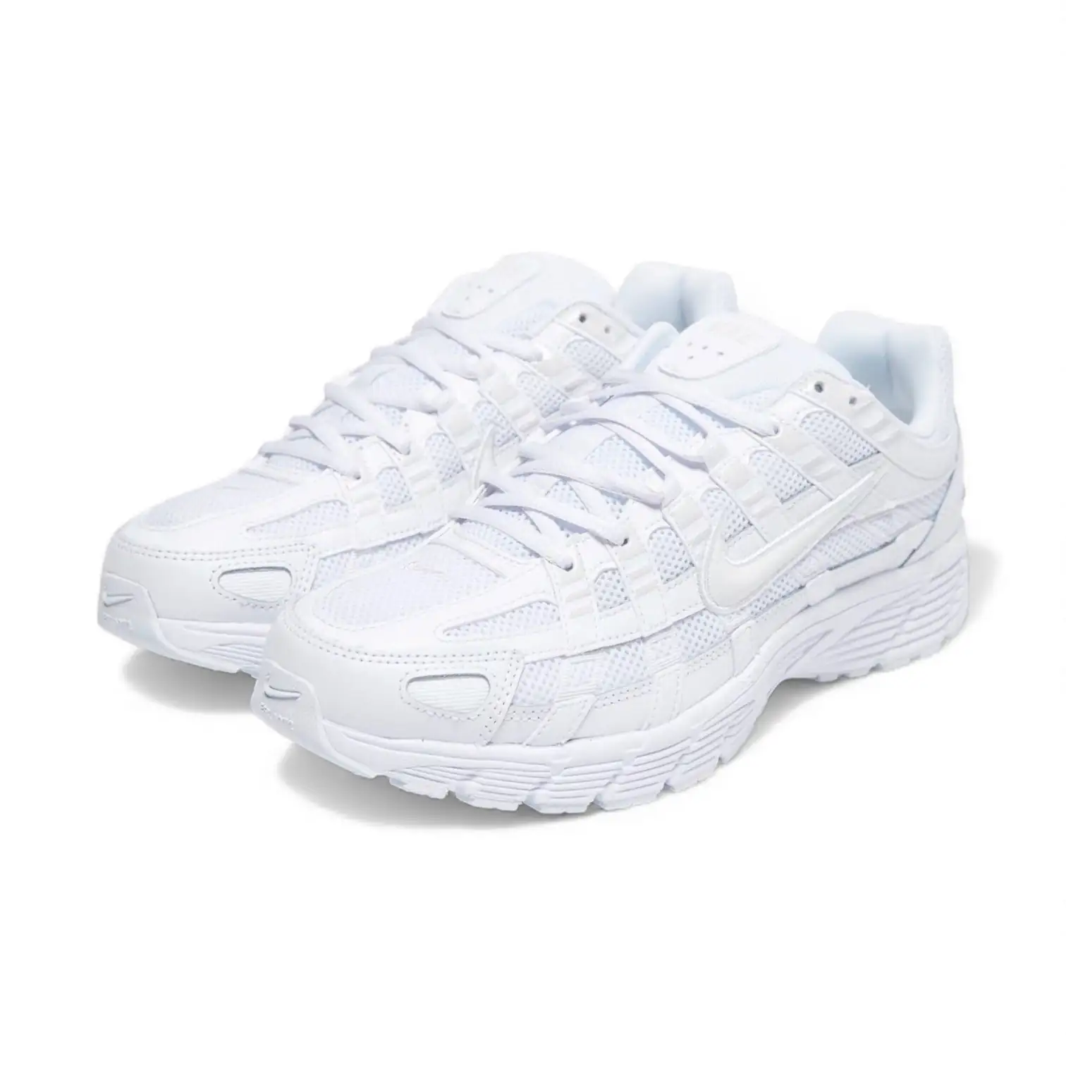 NIKE P6000 Tripple White