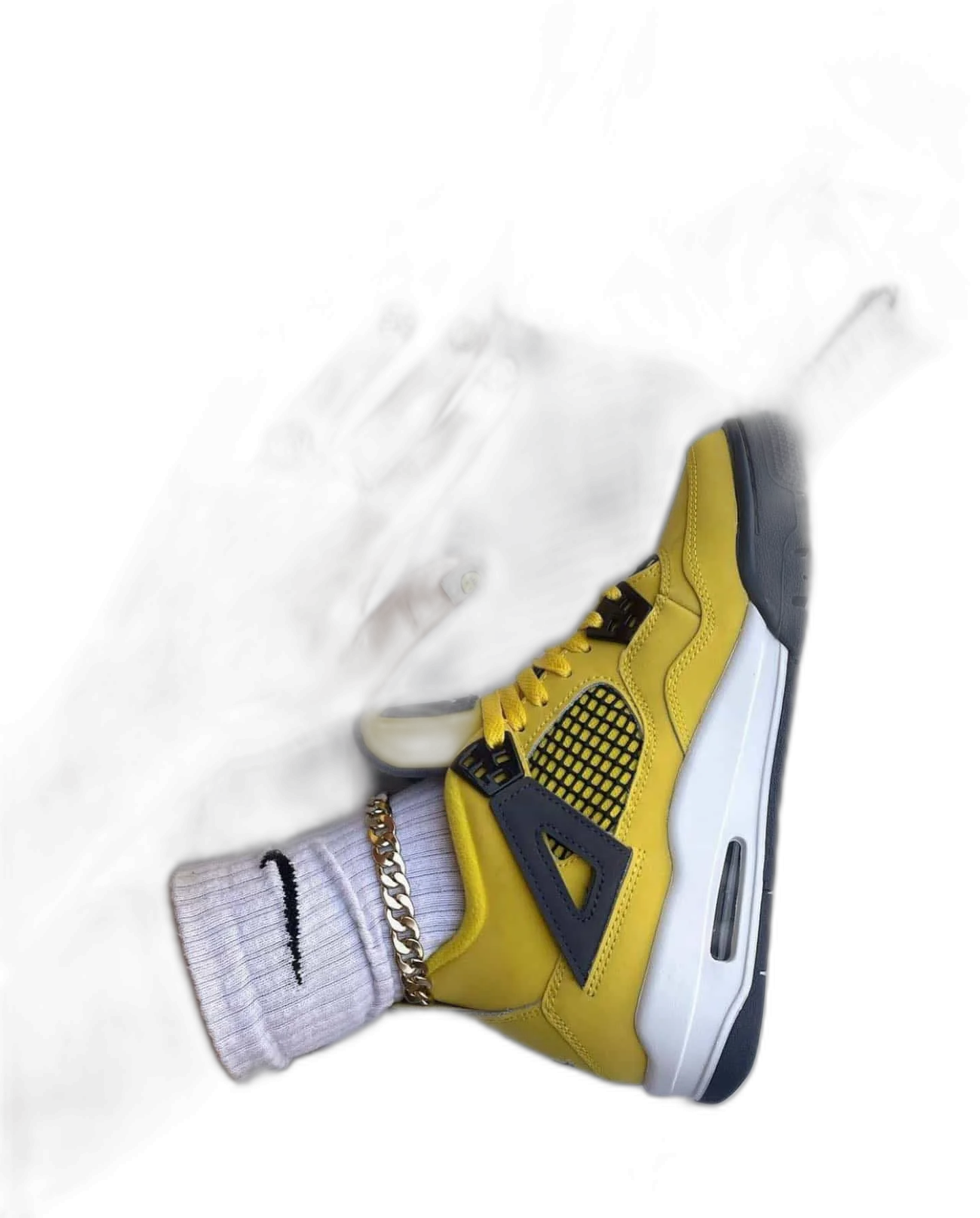 Air Jordan 4 Retro Tour Yellow Lightning