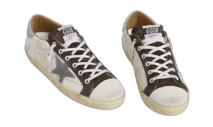 Golden Goose Super Star LTD Celeste y Negro