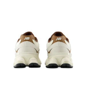 New Balance 9060 Breakfast Tea Angora